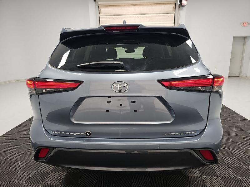 Toyota Highlander Limited AWD (Natl) 2021