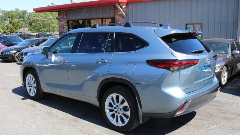 Toyota Highlander Limited AWD (Natl) 2021