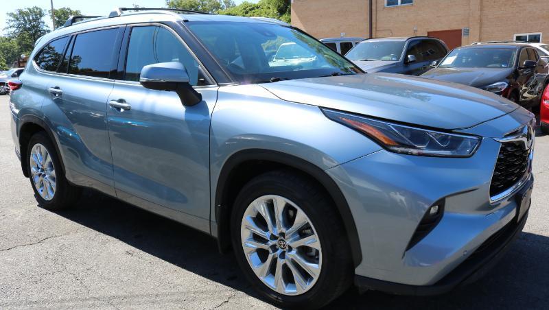 Toyota Highlander Limited AWD (Natl) 2021