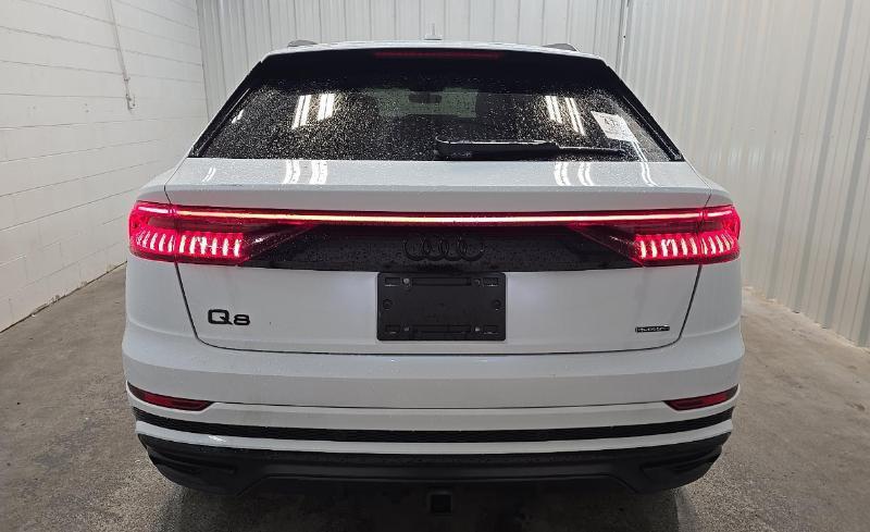 Audi Q8 Premium Plus 55 TFSI quattro 2021