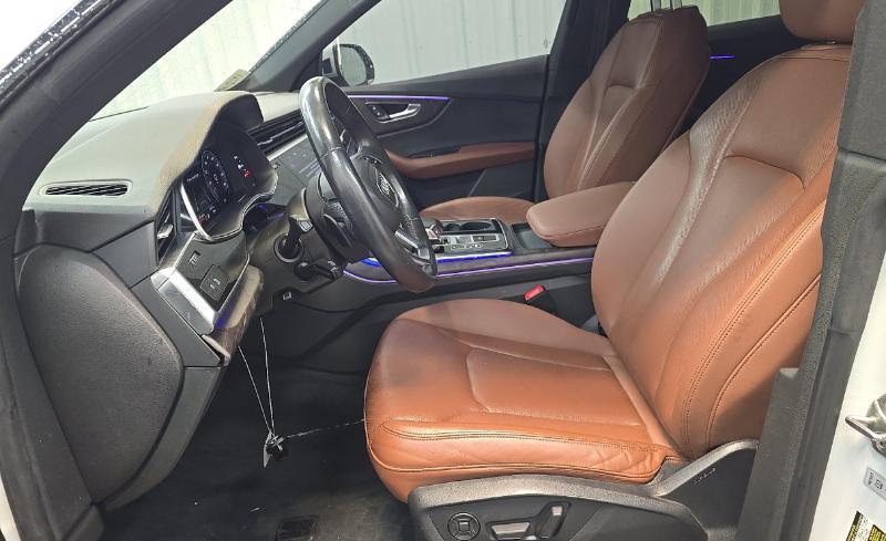 Audi Q8 Premium Plus 55 TFSI quattro 2021