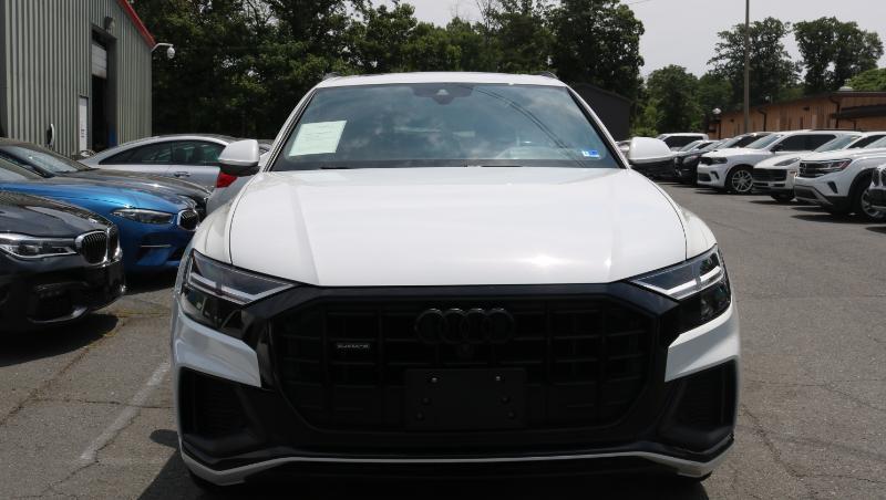 Audi Q8 Premium Plus 55 TFSI quattro 2021