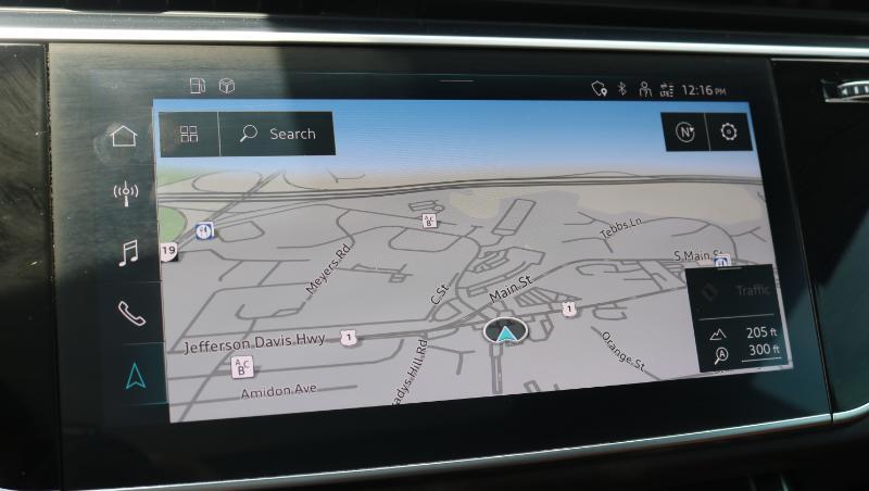 Audi Q8 Premium Plus 55 TFSI quattro 2021