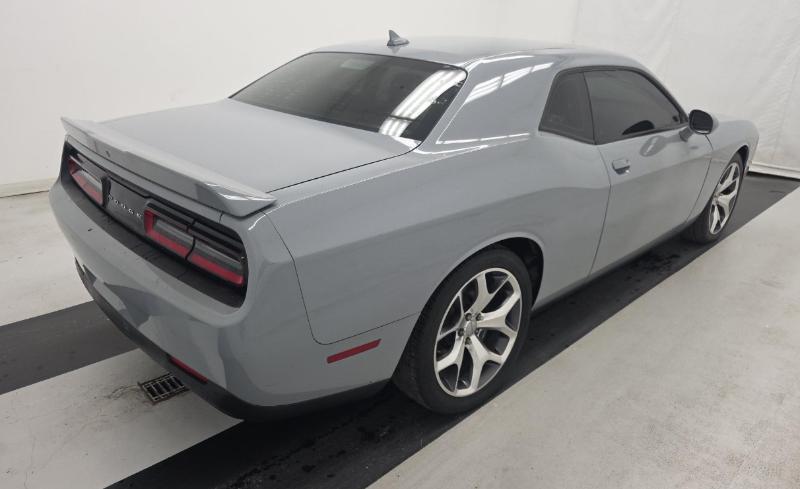 Dodge Challenger R/T RWD 2021