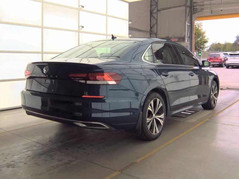 Volkswagen Passat 2.0T SE Auto 2022