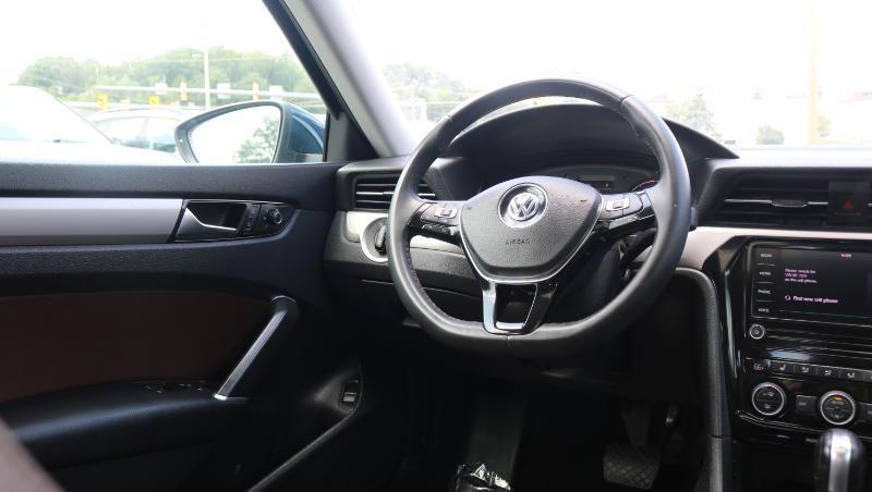 Volkswagen Passat 2.0T SE Auto 2022