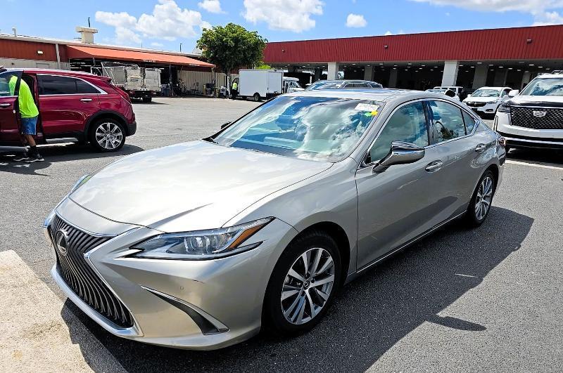 Lexus ES ES 350 FWD 2020