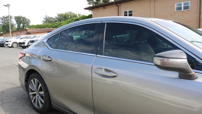 Lexus ES ES 350 FWD 2020