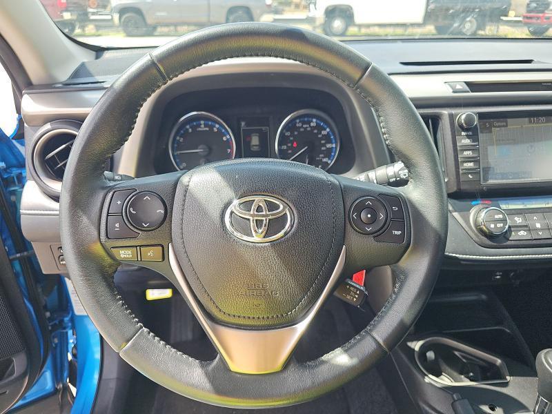 Toyota RAV4 FWD 4dr XLE (Natl) 2016