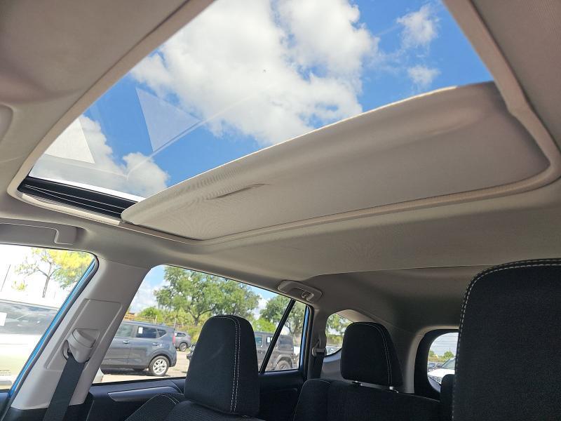 Toyota RAV4 FWD 4dr XLE (Natl) 2016