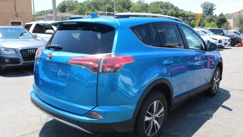Toyota RAV4 FWD 4dr XLE (Natl) 2016