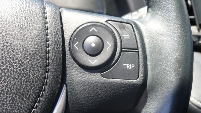 Toyota RAV4 FWD 4dr XLE (Natl) 2016