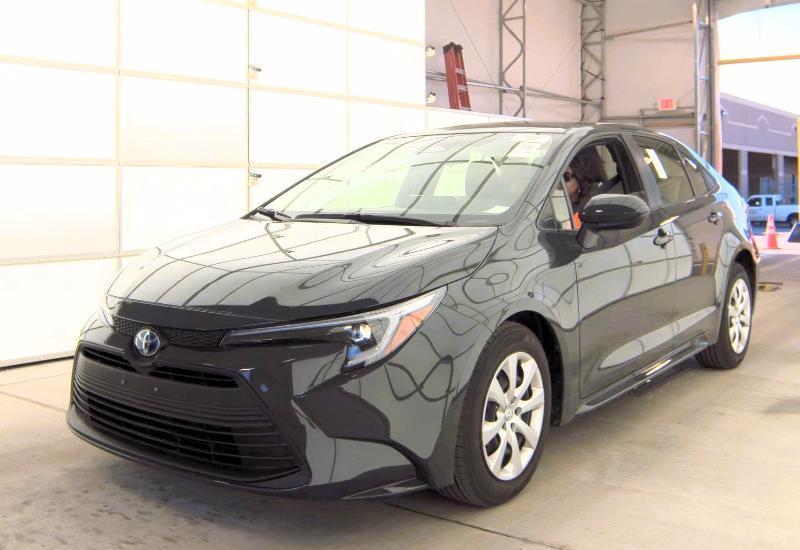 Toyota Corolla Hybrid LE FWD (Natl) 2025