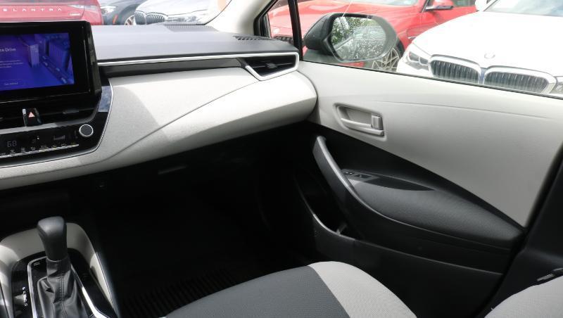 Toyota Corolla Hybrid LE FWD (Natl) 2025