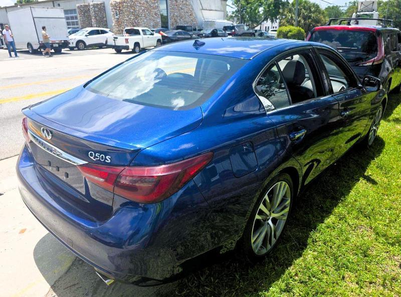 Infiniti Q50 3.0t LUXE AWD 2019