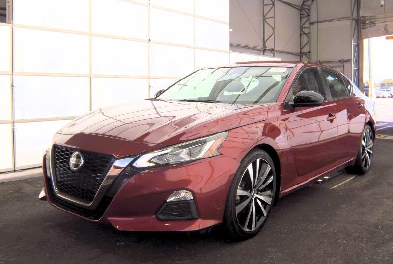 Nissan Altima 2.5 SR Sedan 2022