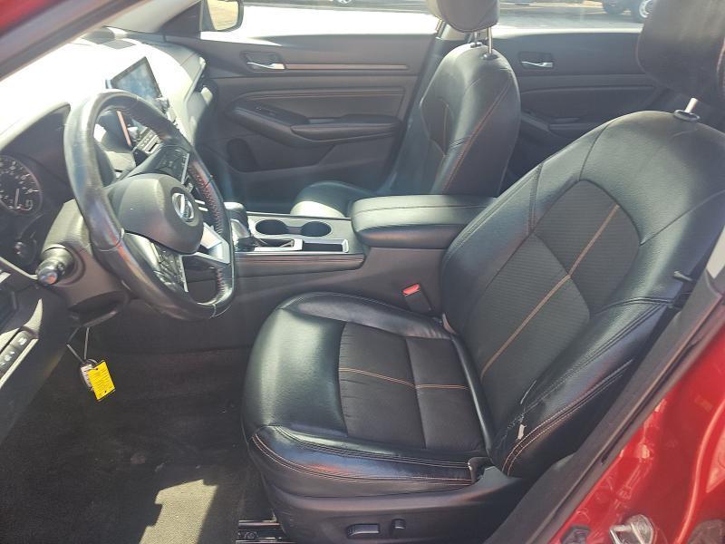 Nissan Altima 2.5 SR Sedan 2022