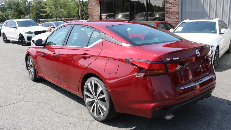 Nissan Altima 2.5 SR Sedan 2022