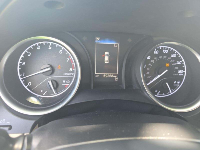 Toyota Camry LE Auto (Natl) 2018