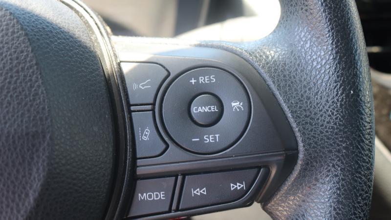 Toyota Corolla LE CVT (Natl) 2022