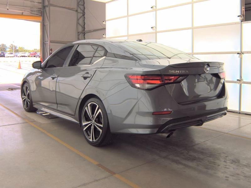 Nissan Sentra SR CVT 2020