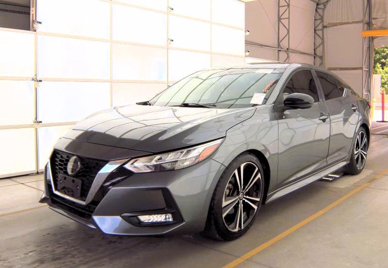 Nissan Sentra SR CVT 2020