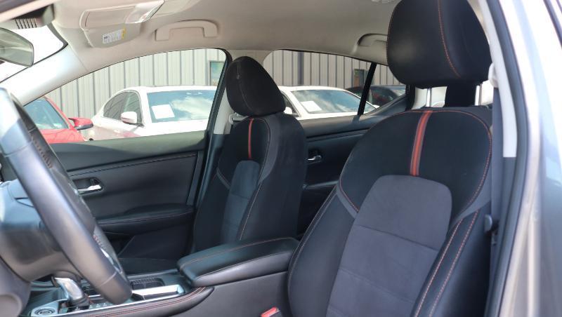 Nissan Sentra SR CVT 2020