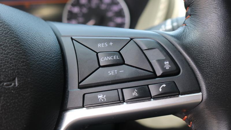 Nissan Sentra SR CVT 2020