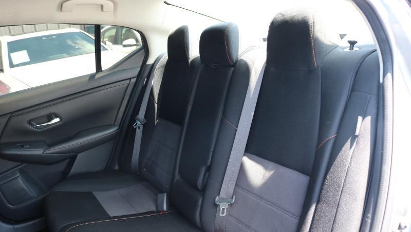 Nissan Sentra SR CVT 2020