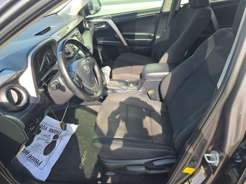 Toyota RAV4 XLE FWD (Natl) 2018
