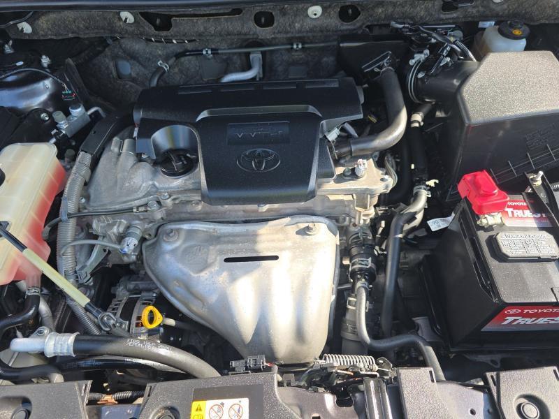 Toyota RAV4 XLE FWD (Natl) 2018