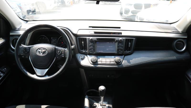 Toyota RAV4 XLE FWD (Natl) 2018