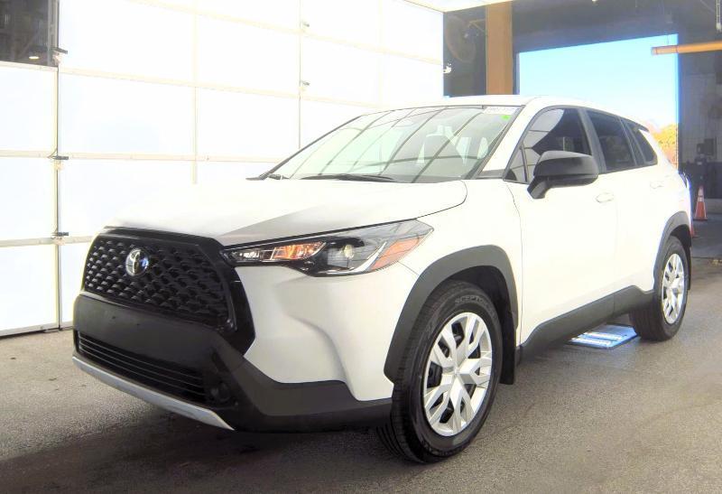 Toyota Corolla Cross L 2WD (Natl) 2024