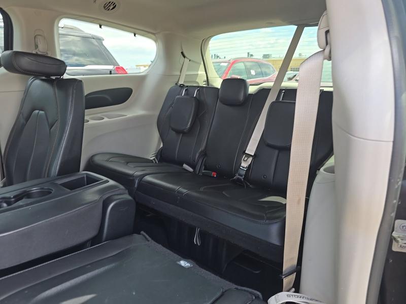 Chrysler Pacifica Touring L FWD 2020