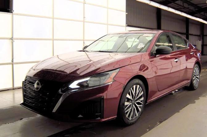 Nissan Altima SV FWD 2025