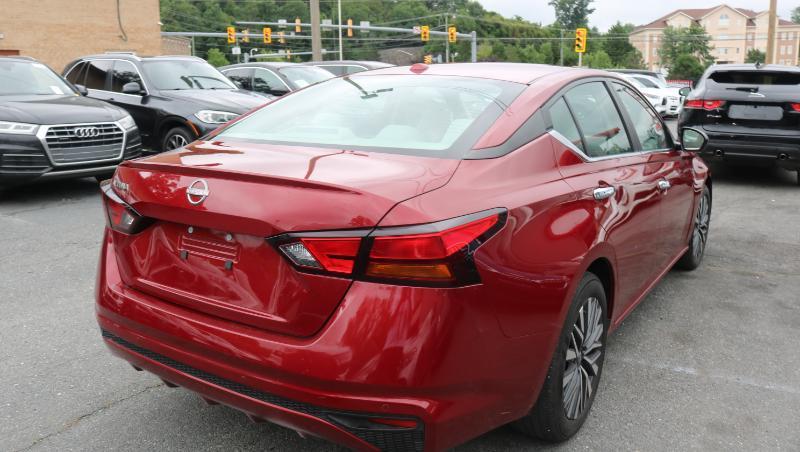 Nissan Altima SV FWD 2025