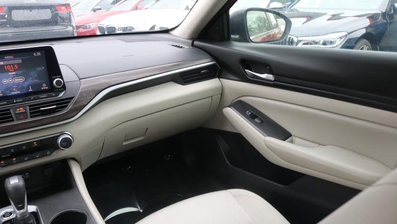 Nissan Altima SV FWD 2025