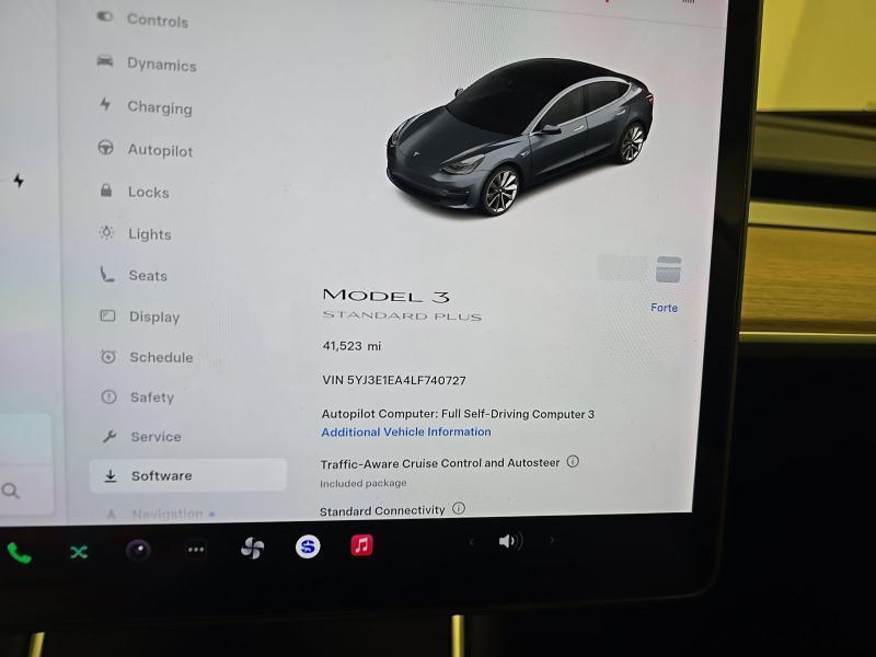 Tesla Model 3 Standard Range RWD 2020