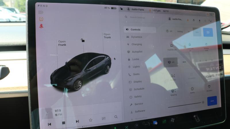 Tesla Model 3 Standard Range RWD 2020
