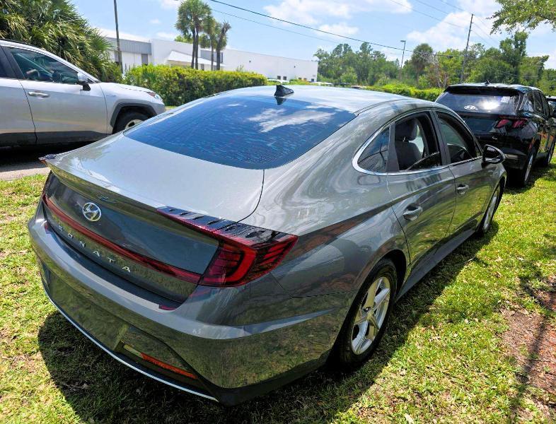 Hyundai Sonata SE 2.5L 2021