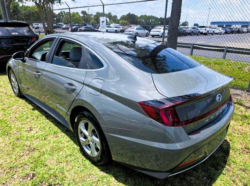Hyundai Sonata SE 2.5L 2021