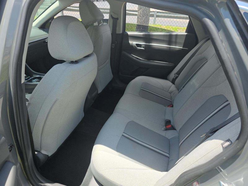 Hyundai Sonata SE 2.5L 2021