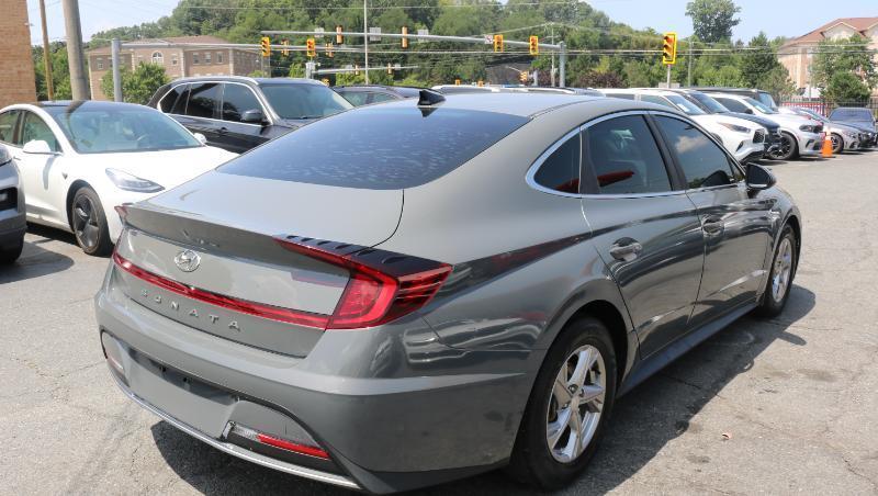 Hyundai Sonata SE 2.5L 2021