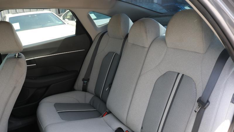 Hyundai Sonata SE 2.5L 2021