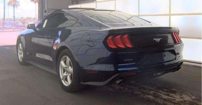 Ford Mustang EcoBoost Fastback 2018
