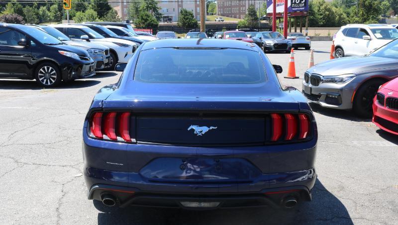 Ford Mustang EcoBoost Fastback 2018