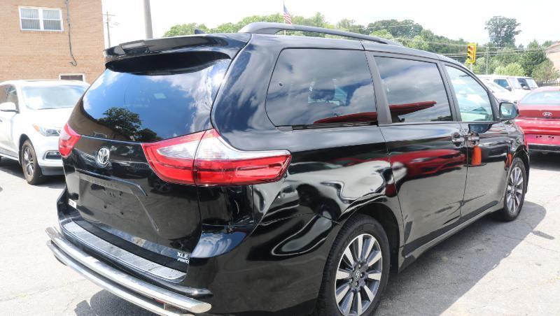 Toyota Sienna Limited Premium AWD 7-Passenger (Natl) 2020