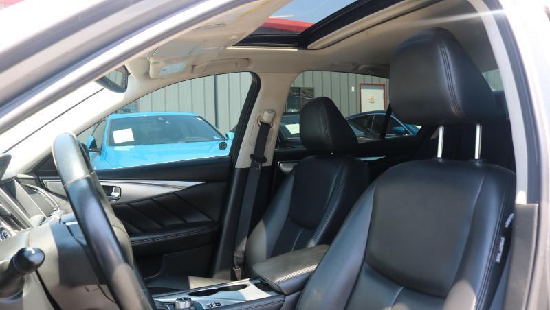 Infiniti Q50 3.0t LUXE RWD 2021