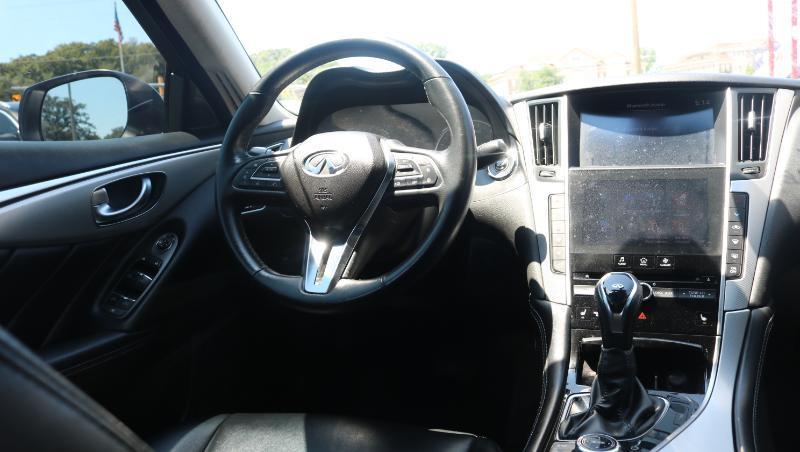 Infiniti Q50 3.0t LUXE RWD 2021
