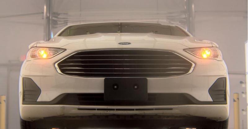 Ford Fusion Hybrid SE FWD 2020
